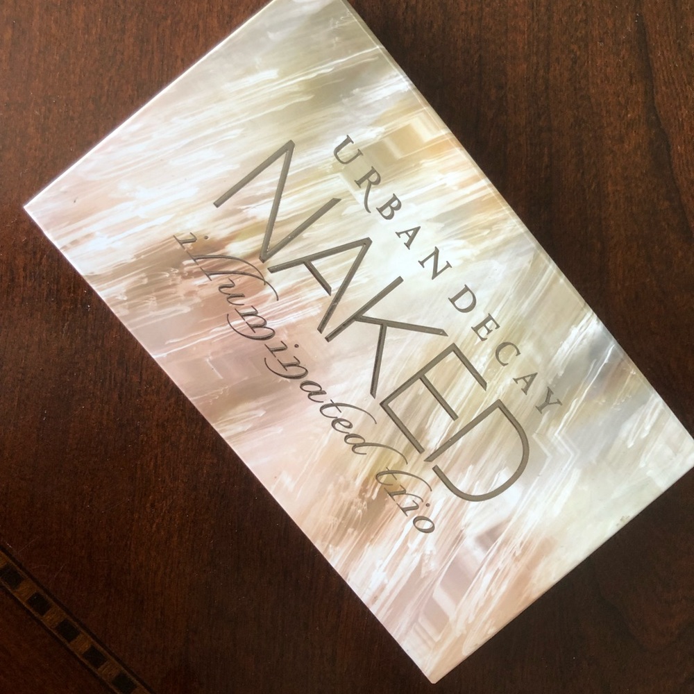 Urban decay naked illuminated trio